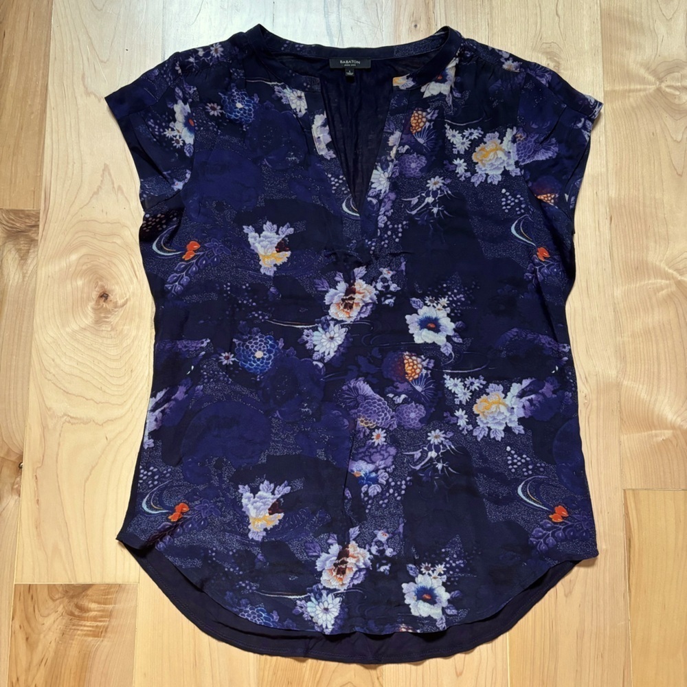 Babaton Silk Short Sleeve Floral Blouse Top
